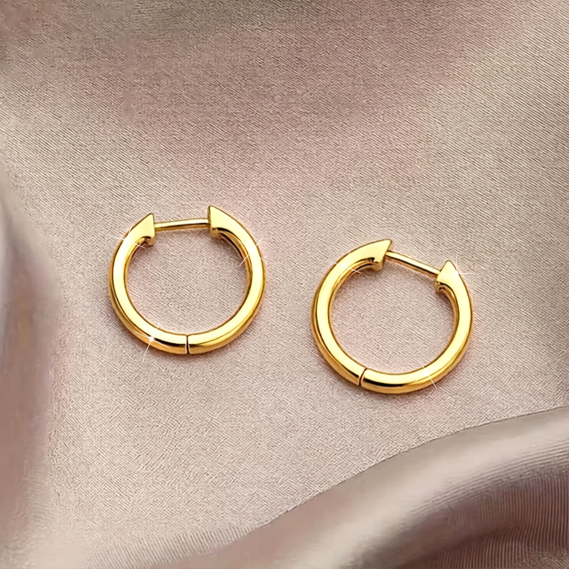 Women's Hypoallergenic Elegant Daily Wear Earrings, Versatile
